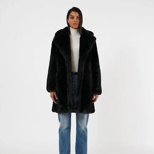 Apparis Stella Coat - Noir in small, never worn with tags